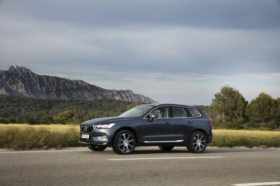  Volvo XC60 T6 Inscription 2017 года  (WW) (фото 15 из 72)